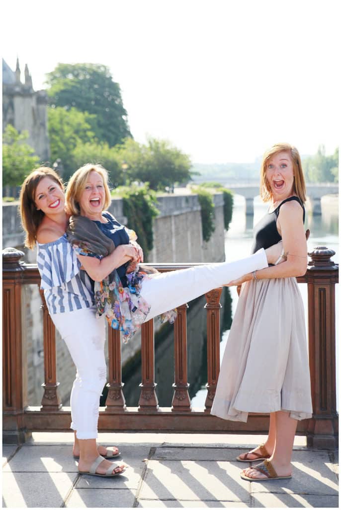A fun mother & daughter photo session by the Eiffel Tower and Notre Dame in Paris, France